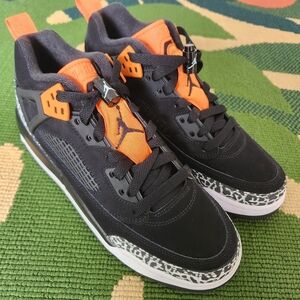 Air Jordan Black and Orange Spizike